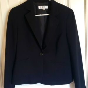 Size 6 Jones Studio Black Blazer